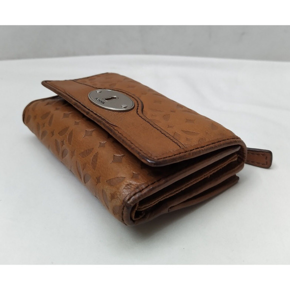 Fossil Brown Leather Credit Card ID Window Trifold Wallet - Picture 6 of 15